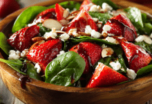 Easy Strawberry Spinach Salad