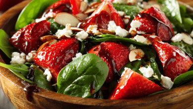 Easy Strawberry Spinach Salad