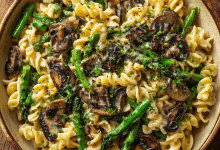 Creamy Asparagus Mushroom Pasta