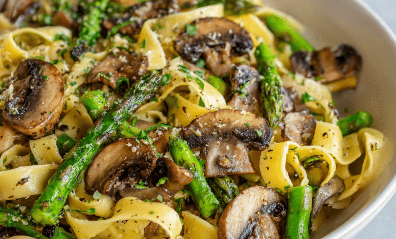 Easy Asparagus Mushroom Pasta