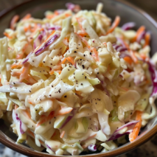 Creamy Coleslaw Recipe for a Flavorful Summer Side