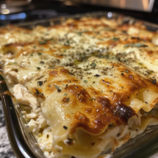 Creamy White Chicken Lasagna