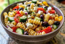 Greek Pasta Salad: A Light, Flavorful Medley of Mediterranean Delights