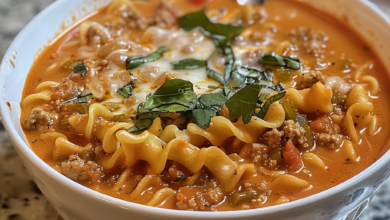 Easy Creamy Lasagna Soup with Vegetarian Twists