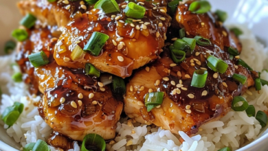 Baked Honey Garlic Chicken with 5 Ingredient Sauce