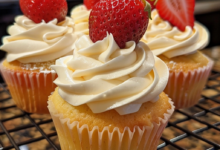 Strawberry Shortcake Cupcakes: A Classic Twist in Mini Size