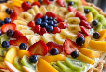 Easy Sugar Cookie Fruit Pizza Recipe