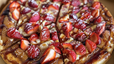 Glazed Strawberry Fruit Pizza: A Sweet Twist on Fresh Fruit Pizza