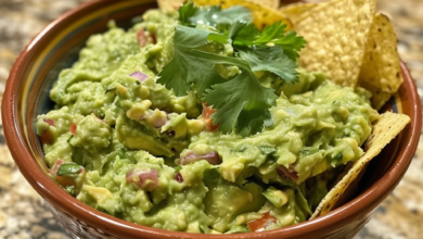 Simple Guacamole Recipe for Every Occasion