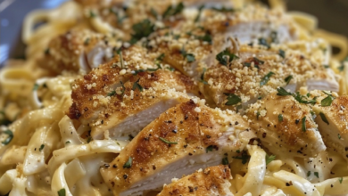 Garlic Chicken Alfredo: The Ultimate Creamy Pasta Guide
