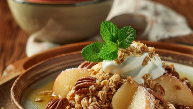 Apple Crisp with Pecans: The Ultimate Autumn Dessert