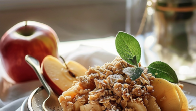 Slow Cooker Apple Crisp Recipe for Busy Mornings