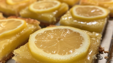 Easy Lemon Bars Recipe: Zesty Treat With Tangy Crust