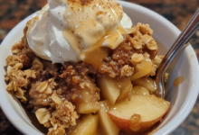 Cinnamon Apple Crisp Recipe for Perfect Fall Dessert
