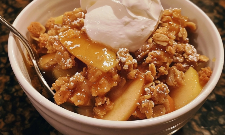 Crock Pot Apple Crisp for Simple Dessert Perfection
