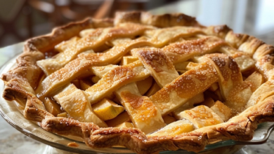 Homemade Apple Pie Recipe for Perfect Flaky Crusts