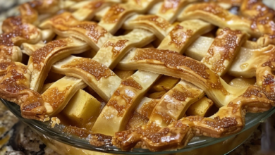 Dutch Apple Pie: The Ultimate Buttery Crumb Topping Recipe